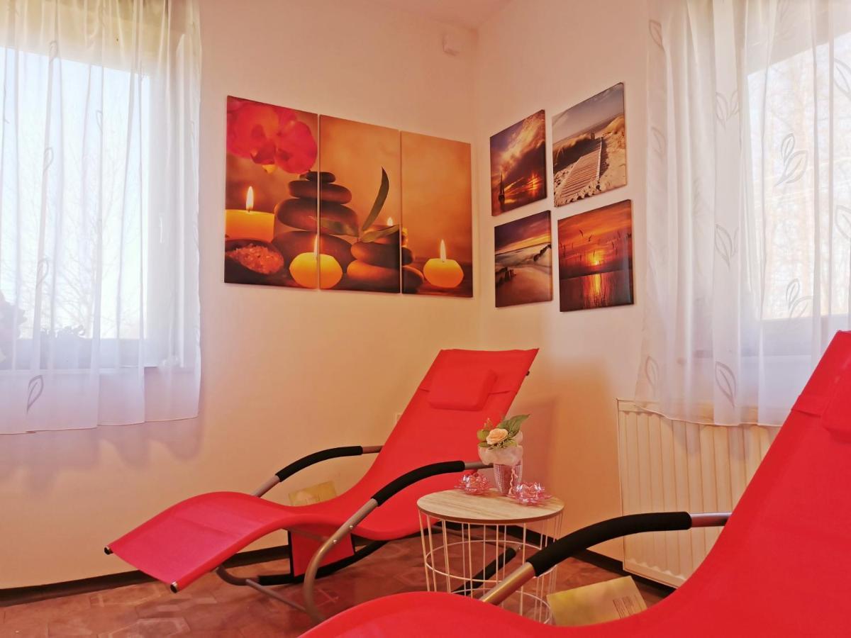 Urlaub Fuer Die Seele - Erholung Pur In Der Natur - Ferienhaus Mit Infrarotkabine & Relax-Raum Rucmanci Buitenkant foto