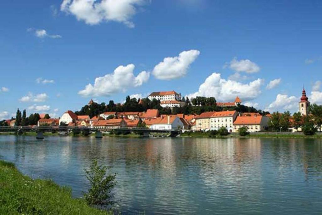 Urlaub Fuer Die Seele - Erholung Pur In Der Natur - Ferienhaus Mit Infrarotkabine & Relax-Raum Rucmanci Buitenkant foto