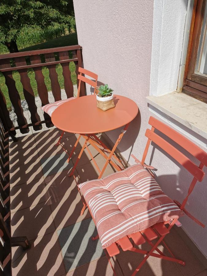 Urlaub Fuer Die Seele - Erholung Pur In Der Natur - Ferienhaus Mit Infrarotkabine & Relax-Raum Rucmanci Buitenkant foto